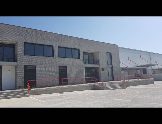 4,165M² WAREHOUSE TO LET IN BELLVILLE SOUTH INDUSTRIA